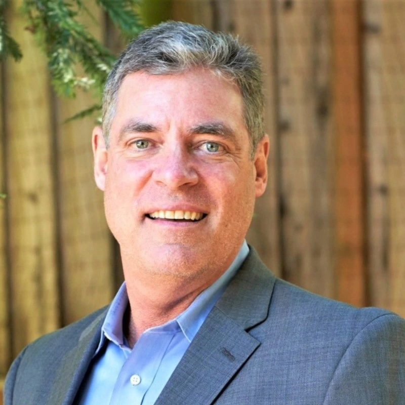 Randy Fuss Headshot